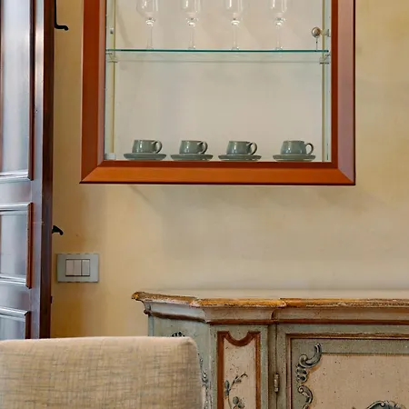 - Palazzo Paltroni *