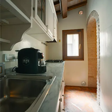 - Palazzo Paltroni
