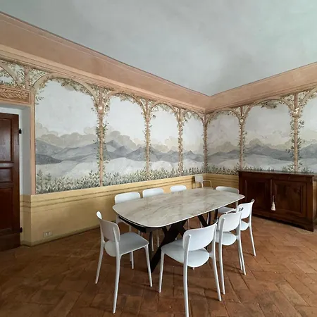 - Palazzo Paltroni アパート *